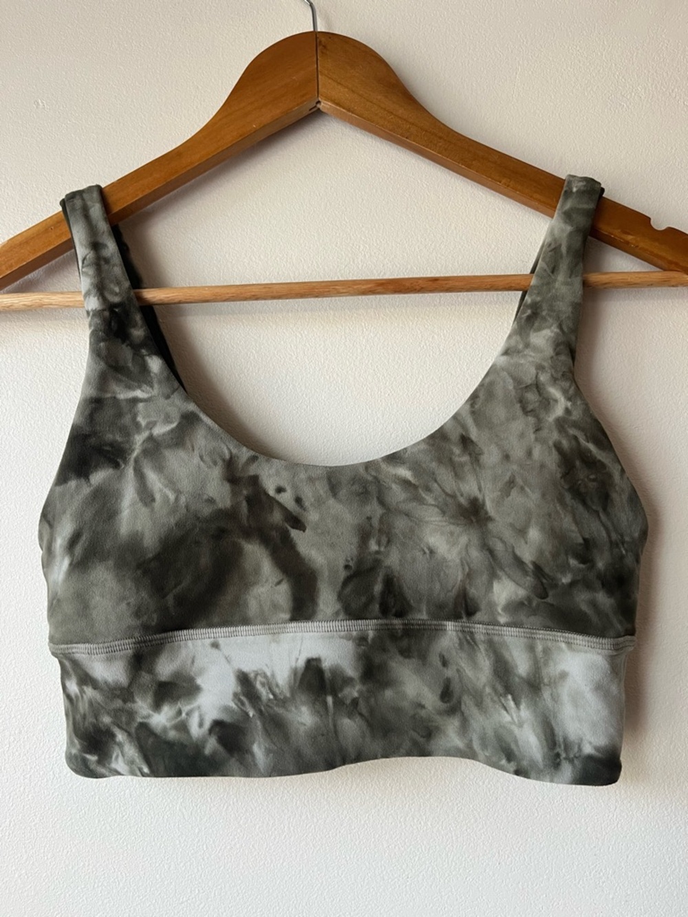 Lululemon Align Reversible Bra *Light Support, A/B Cup
Diamond Dye - Picture 2 of 10